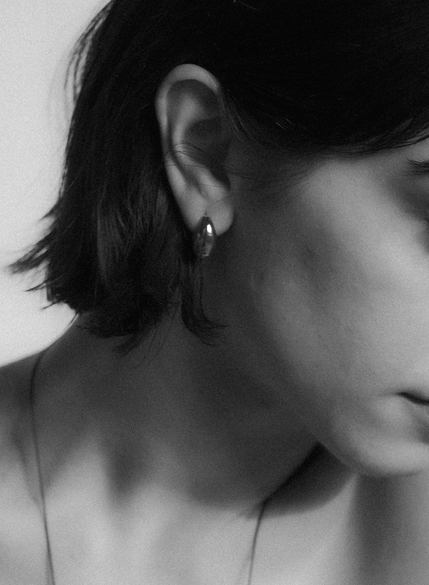 The Luna Curve One-Touch Hoop Earrings