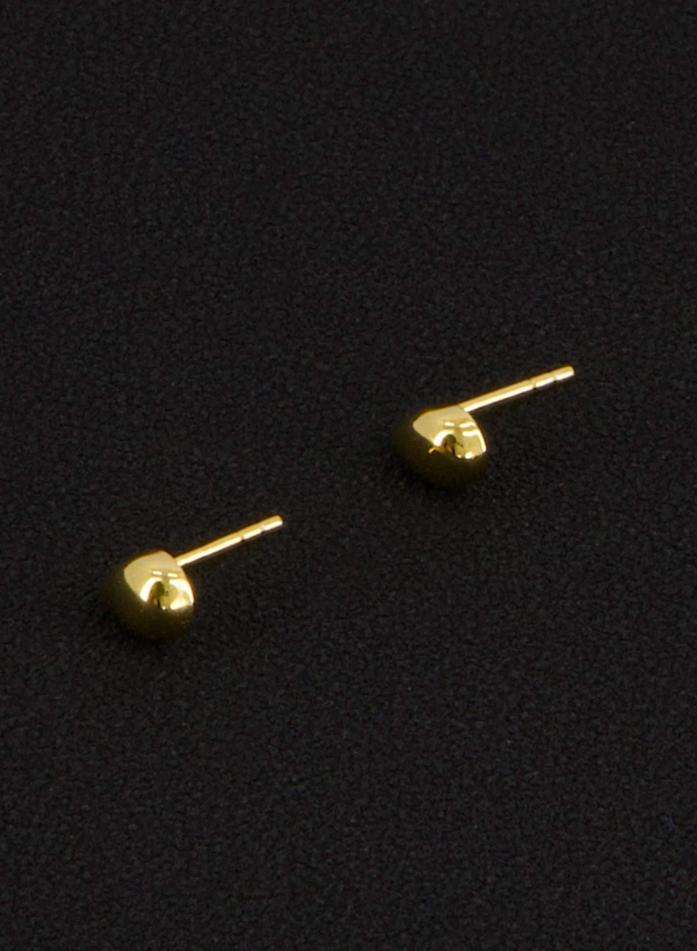 Dew Studs