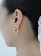 DIAGONAL HOOPS