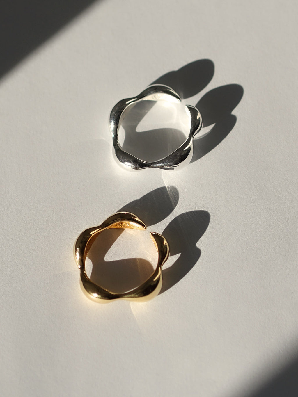 WAVY RINGS