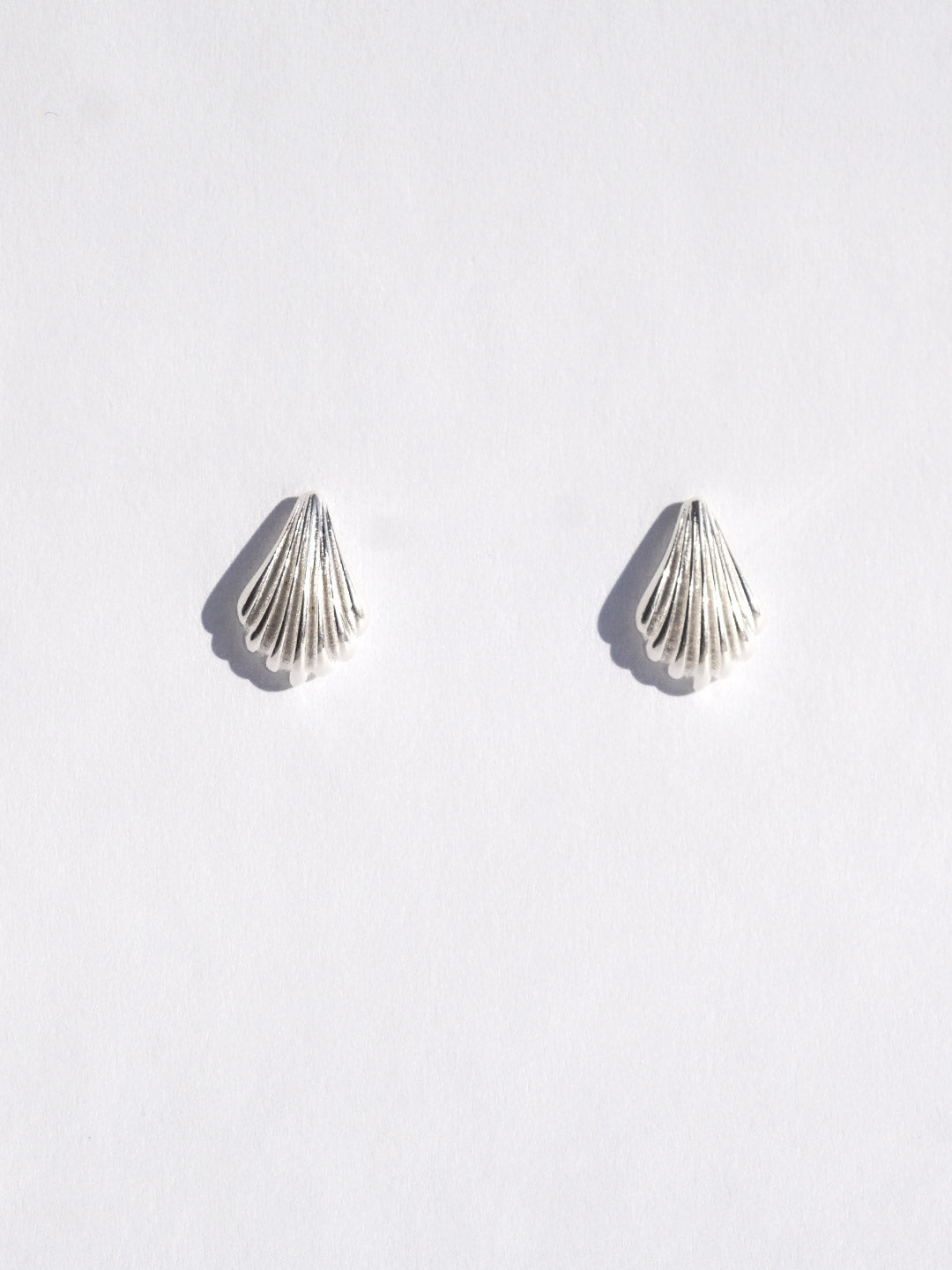 SHELL STUD EARRINGS