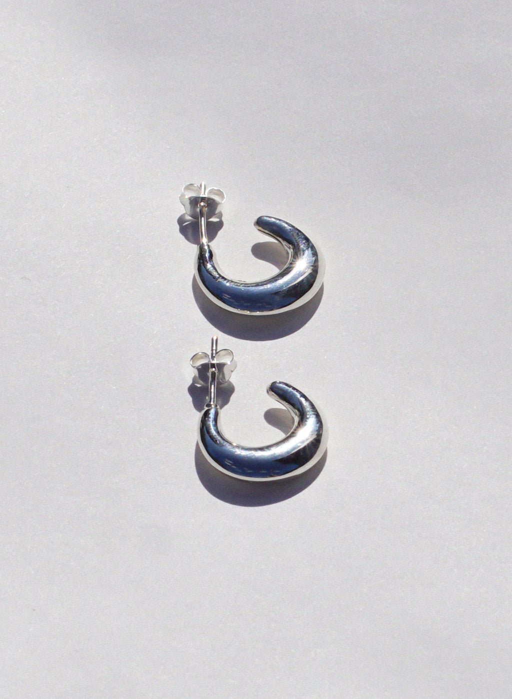 Curved Hoop