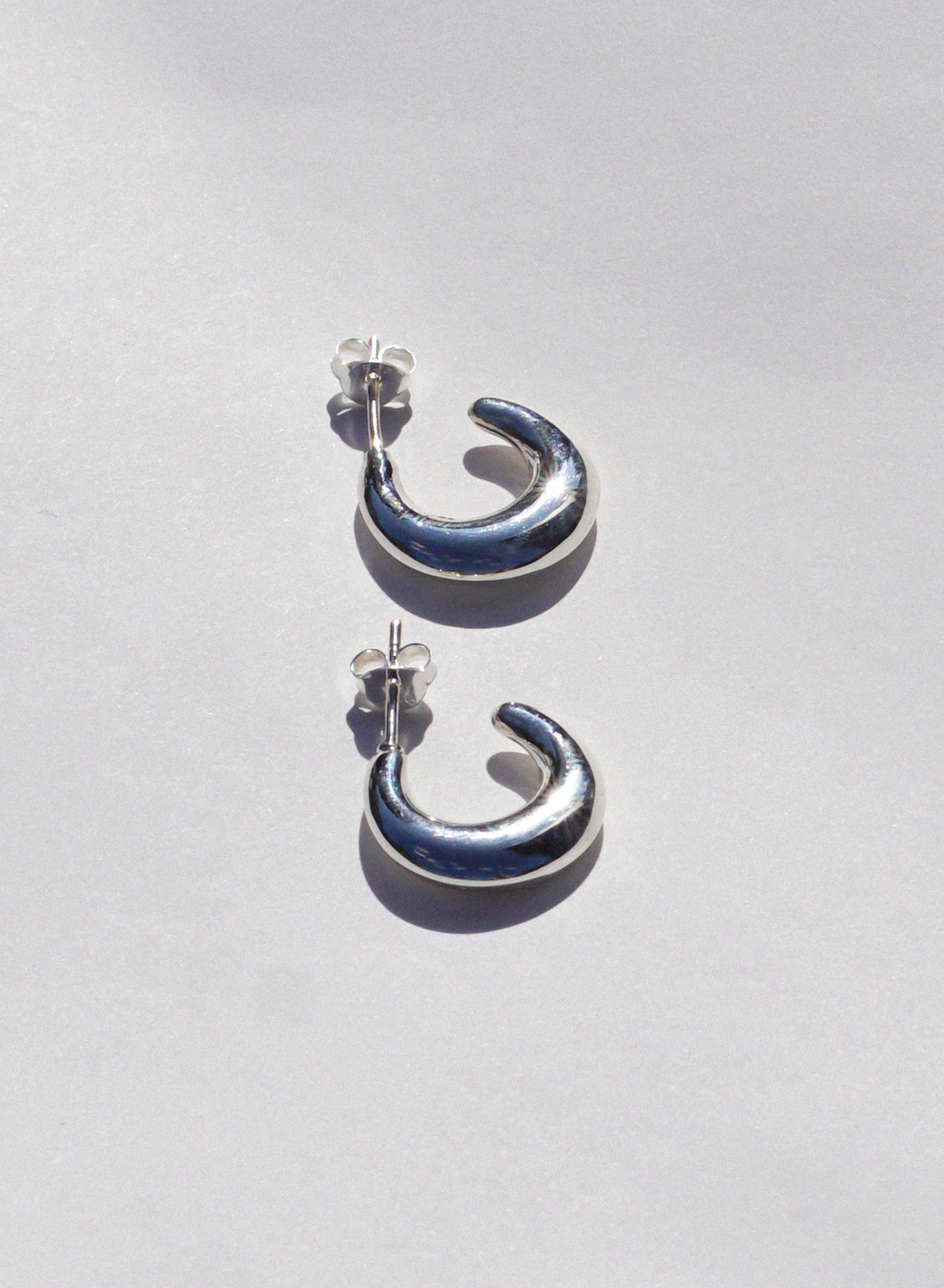 Curved Hoop