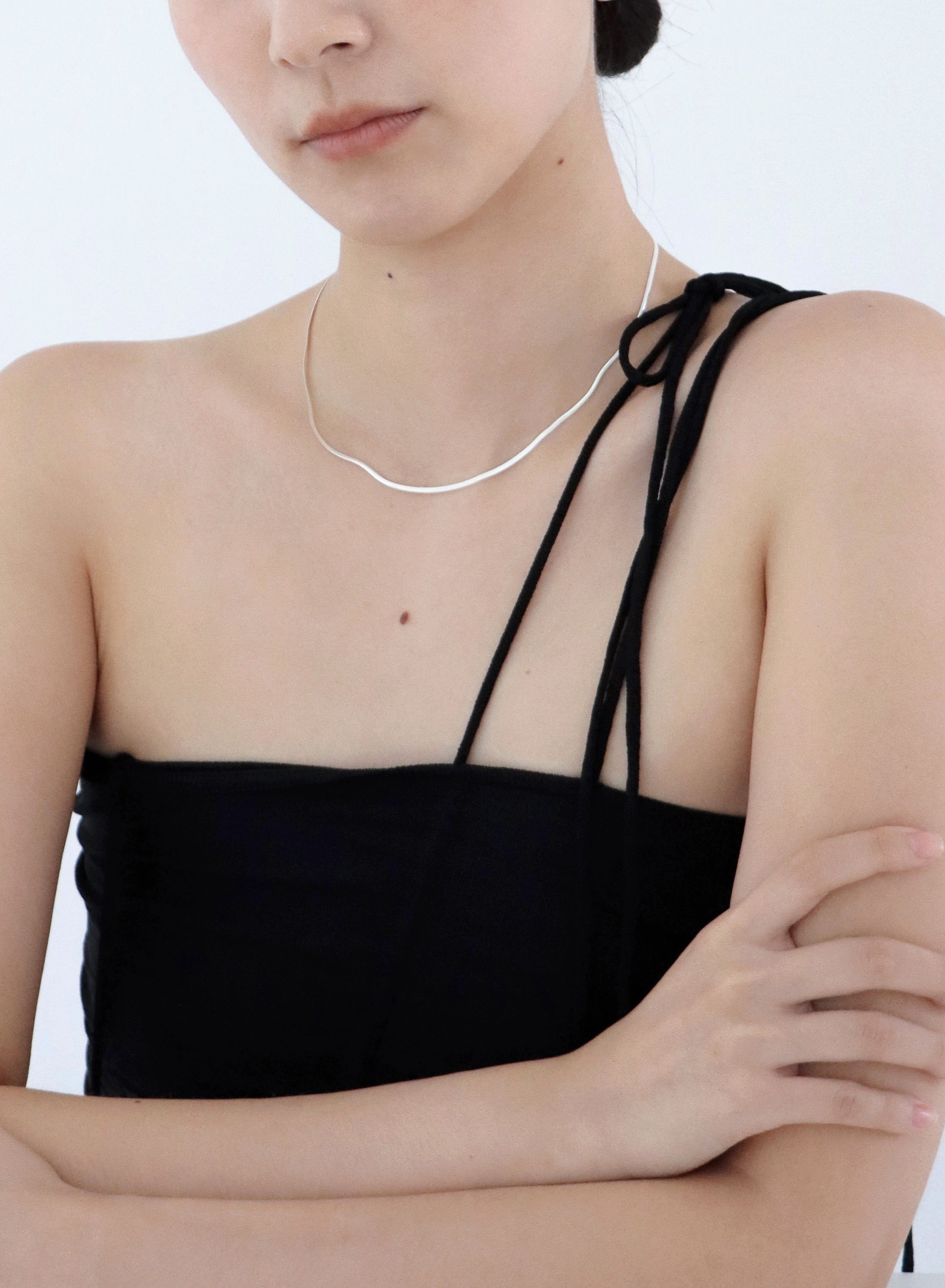 FLAT HERRINGBONE NECKLACE