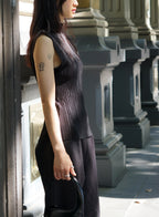 Pleated Sleeveless Top ii ㅡ Black