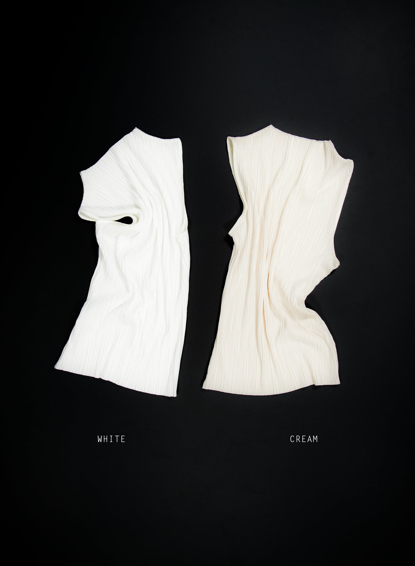 Pleated Sleeveless Top ii ㅡ Cream