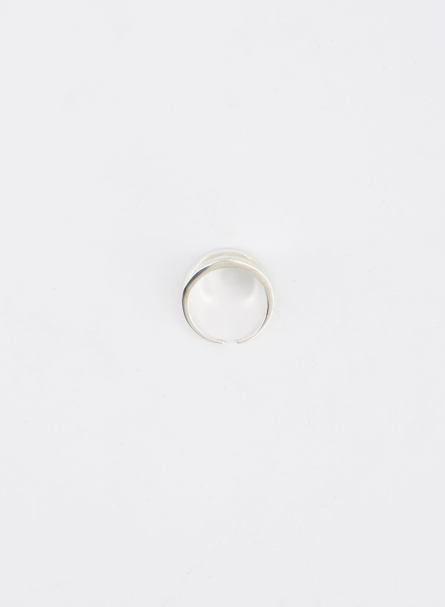 Concave Flat Ring