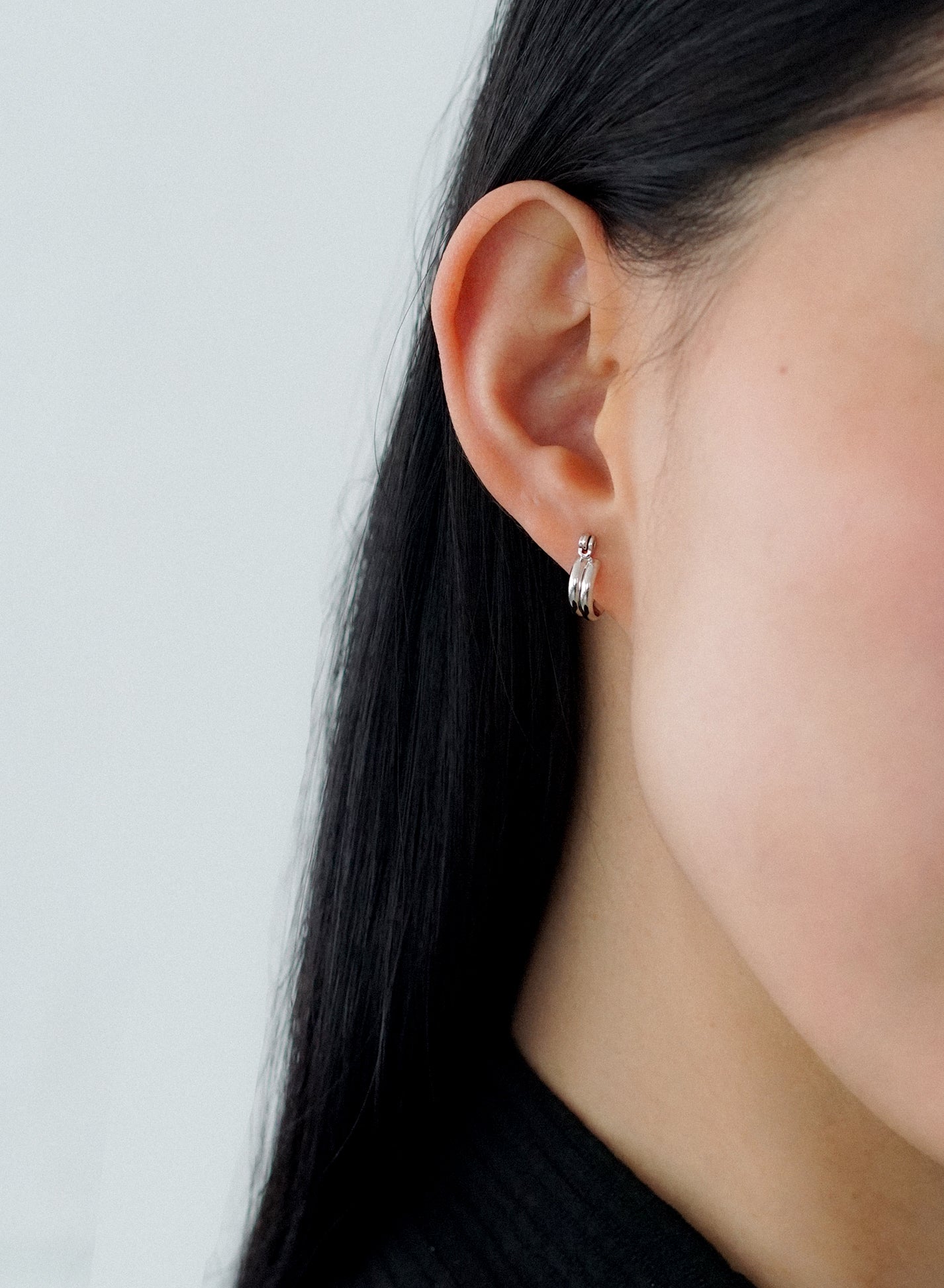 DOUBLE LINE MINI HOOPS