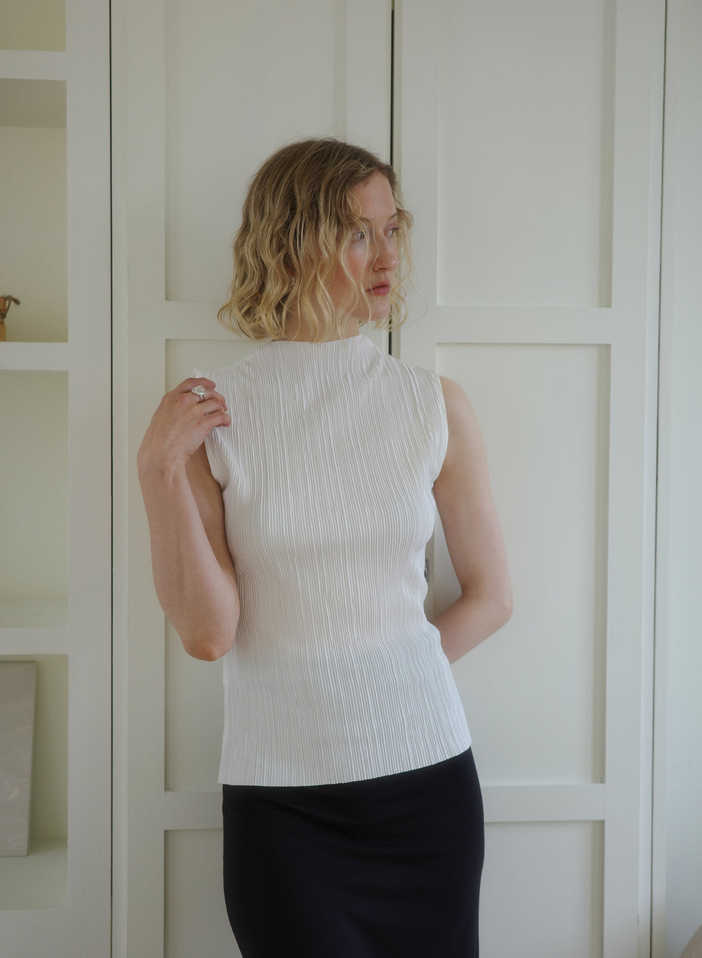 Pleated Sleeveless Top ii ㅡ White