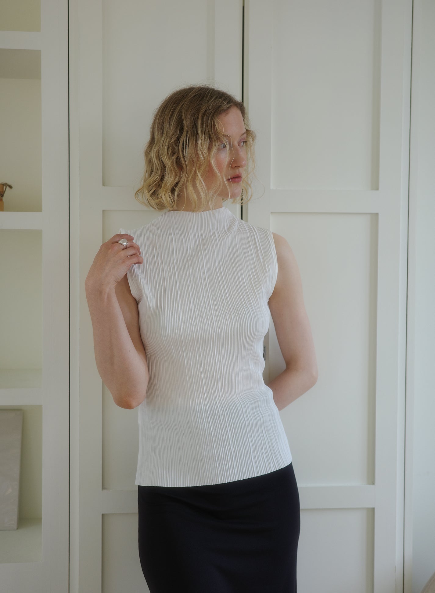 Pleated Sleeveless Top ii ㅡ White