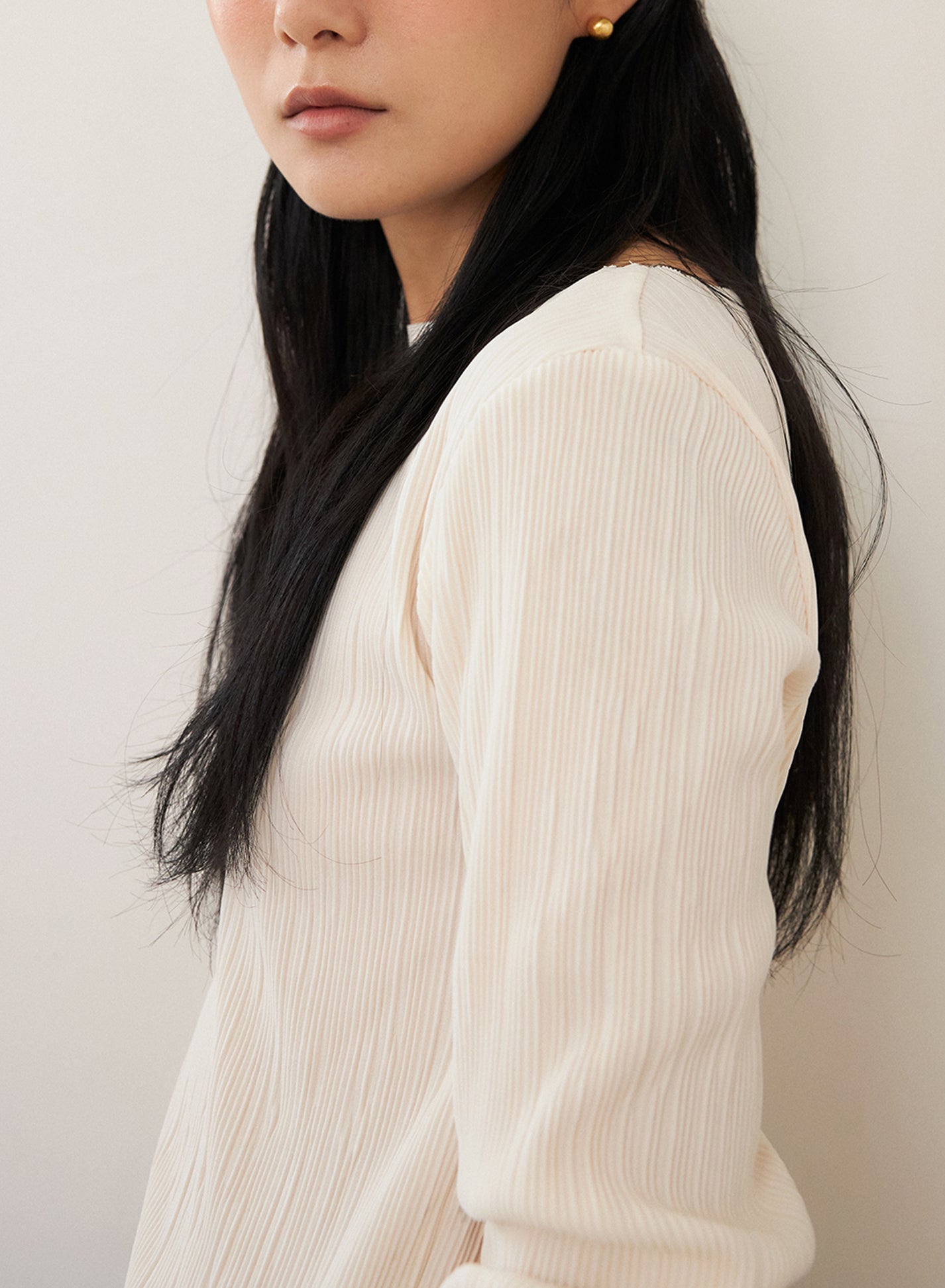 Soft Pleats Long-Sleeve Top ㅡ Cream