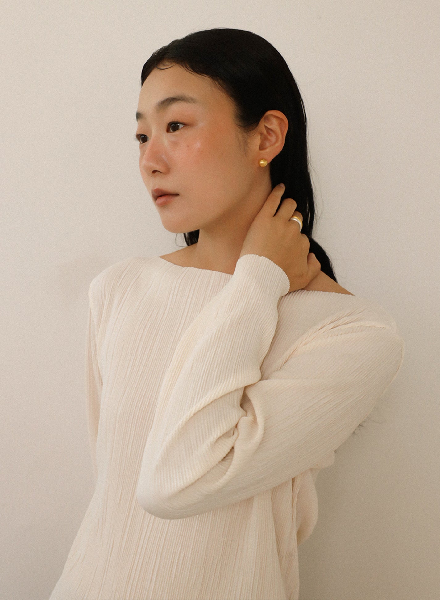 Soft Pleats Long-Sleeve Top ㅡ Cream