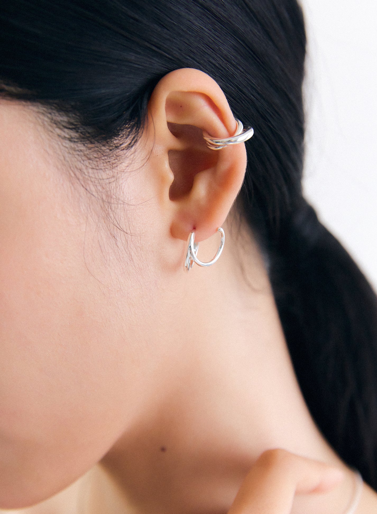 SWIRL EAR CUFF